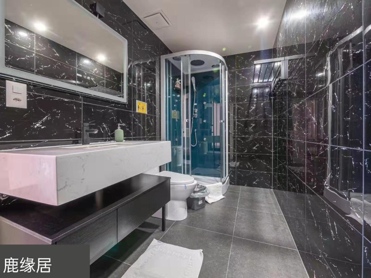 Center, Sauna, View - Haus Linaria لوكباد المظهر الخارجي الصورة